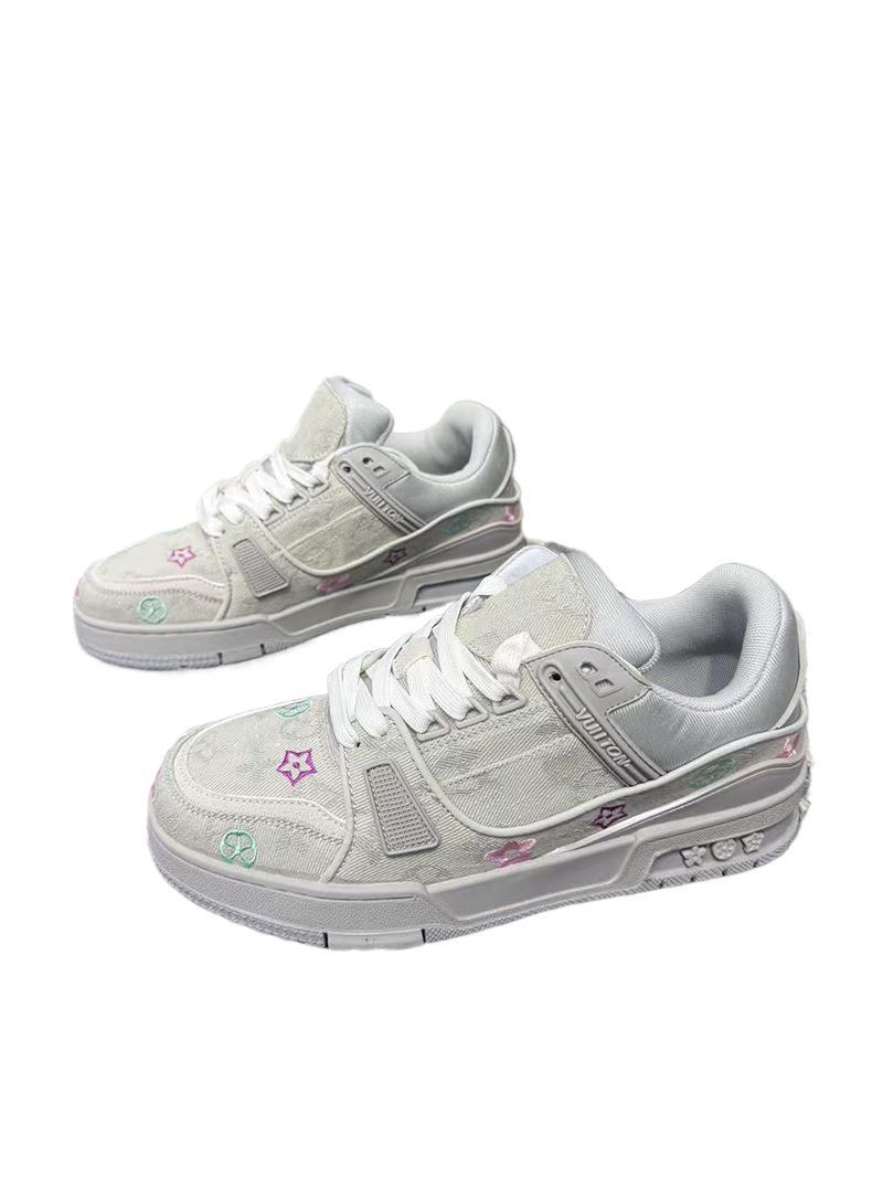 Men's Shoes 2025 Autumn New Large Casual Shoes Comfortable and Lightweight Sports Shoes Anti slip Breathable Trendy Men's Board Shoes