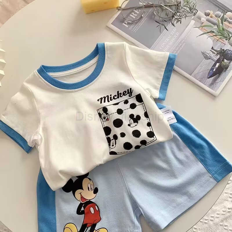 Disney Childrens summer 2024 new short sleeved shorts set for boys and babies cotton soft half sleeved top casual two piecesXJ250409