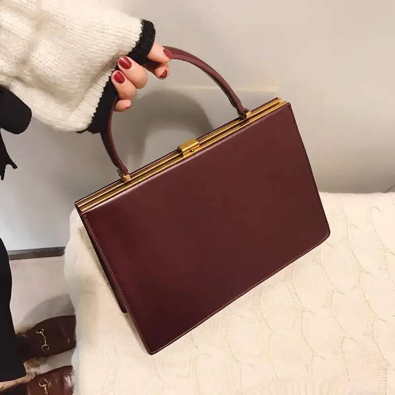 New Shoulder Square Women's Solid Color Axillary Retro Fashion Leisure Versatile Handheld Bags