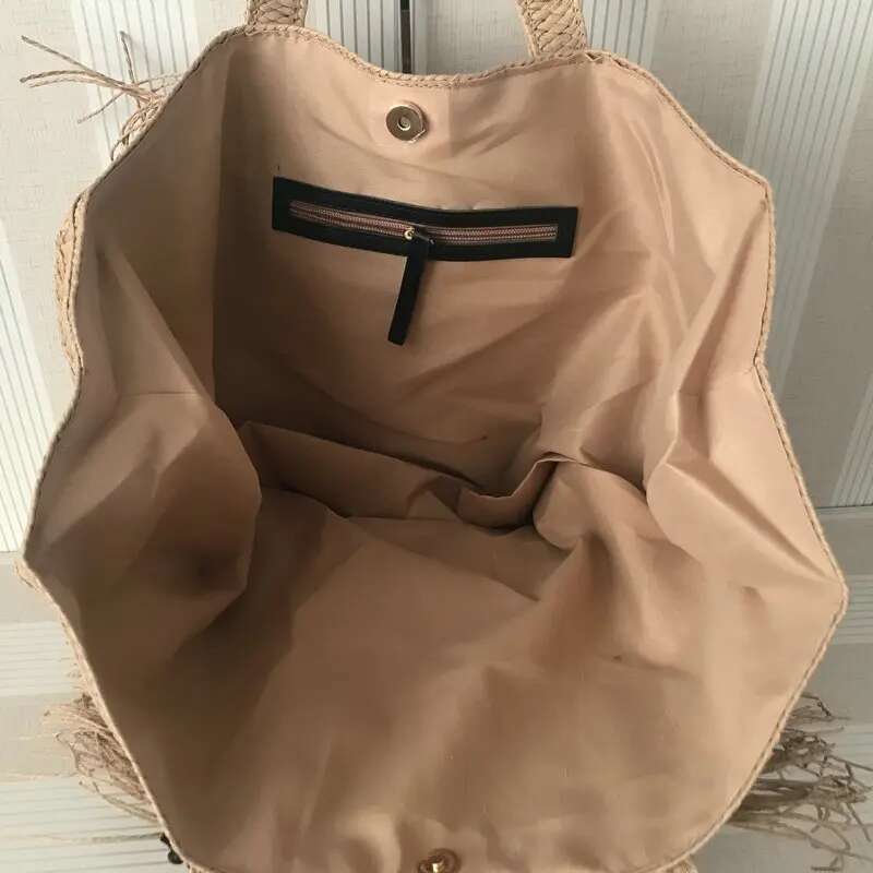 Private Customized Tassel Grass For Women's Large Capacity Handmade Woven Handbag Pastoral Beach Vacation Shoulder Bag