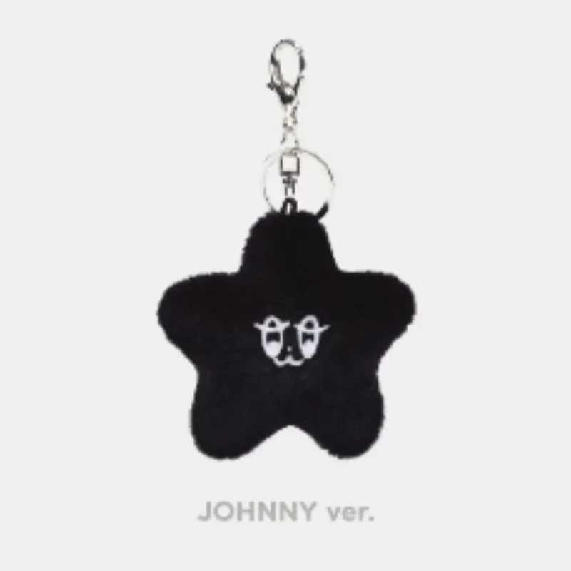 MARK DoYOUNG HAECHAN TAEYONG Keychain Black glowing pentagonal heart-shaped pendant Plush pendant suitable for fan giftsXJ250409