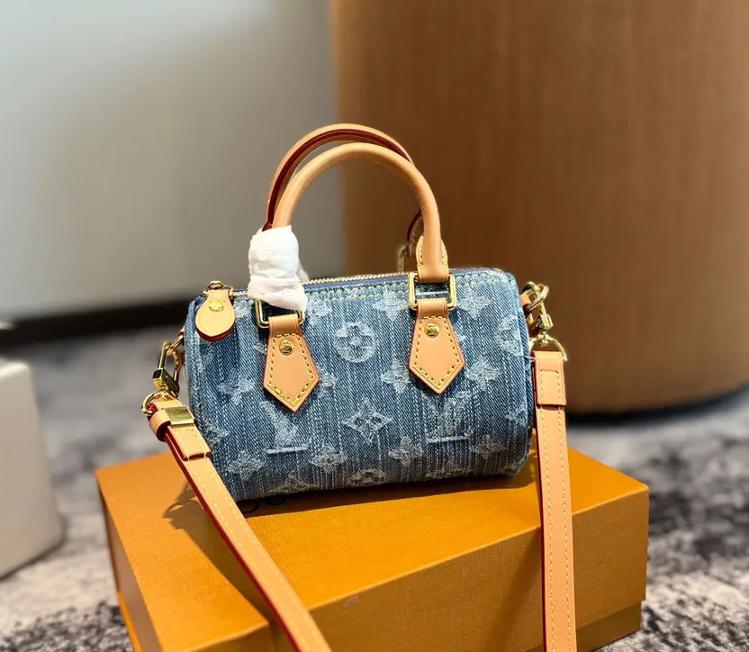 Designer Mini Nano 16cm Shoulder Bag Women Leather Denim Crossbody Brand Emed Tote Purse Brown wer Handbag