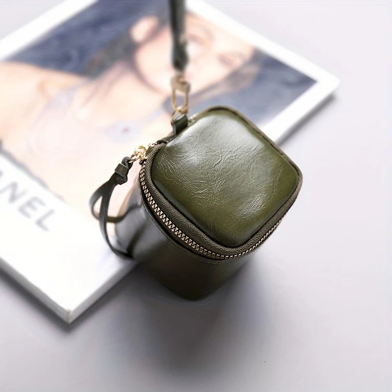 Chic PU Cube Clutch Mini Zipper Makeup Box for HandbagBackpack Decoration Jewelry Storage Fashion 250408