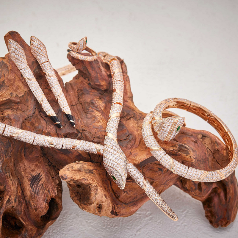 Designer Collection Fahsion Necklace Bracelet Earrings Ring Inlay Full Cubic Zircon Diamond Plated Champagne Gold Snake Snakelike Dinner Party Jewelry Sets