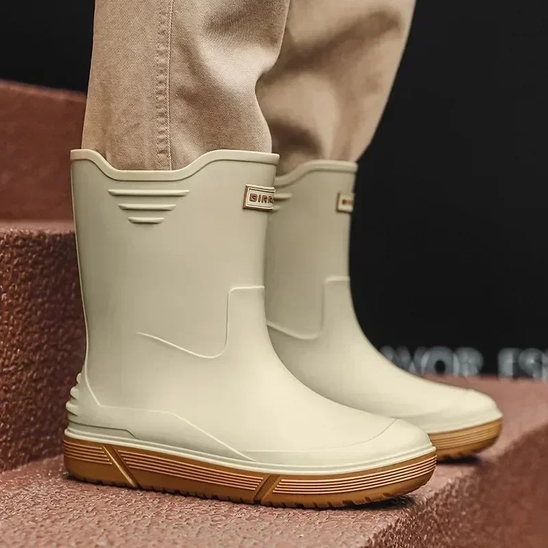 Water Shoes Korean Mid-calf Rain Boots Mens Non-slip Wear-resistant Rain Shoes Waterproof Rubber Boots Couple 250408