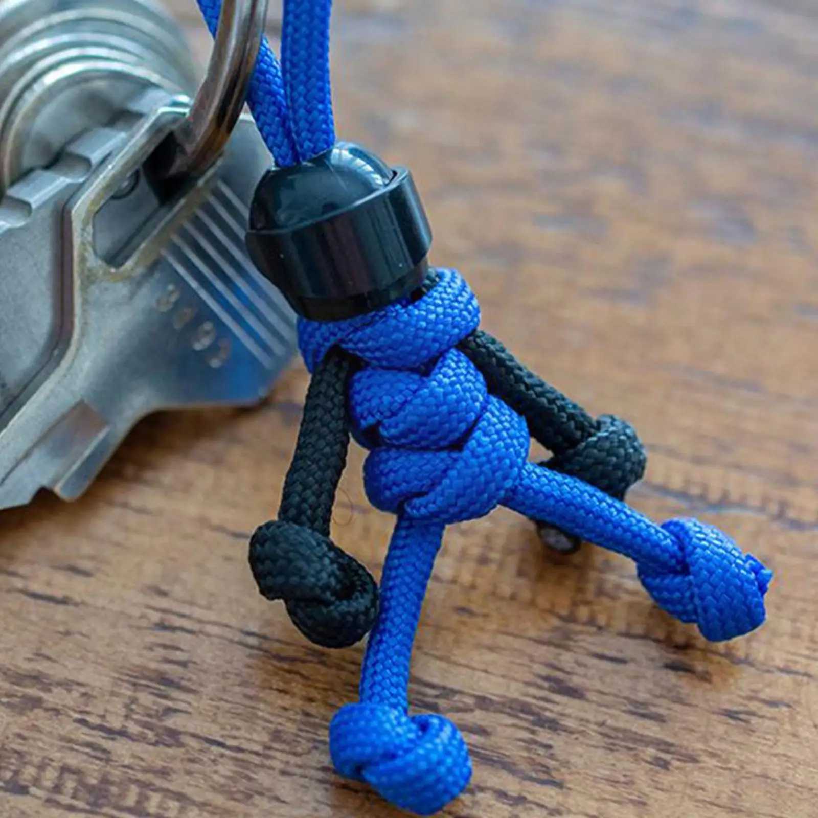 Handmade building block keychain bicycle helmet pendant bag rope woven keychain Paracord backpack doll suspension Bud Pendan I8N5XJ250409