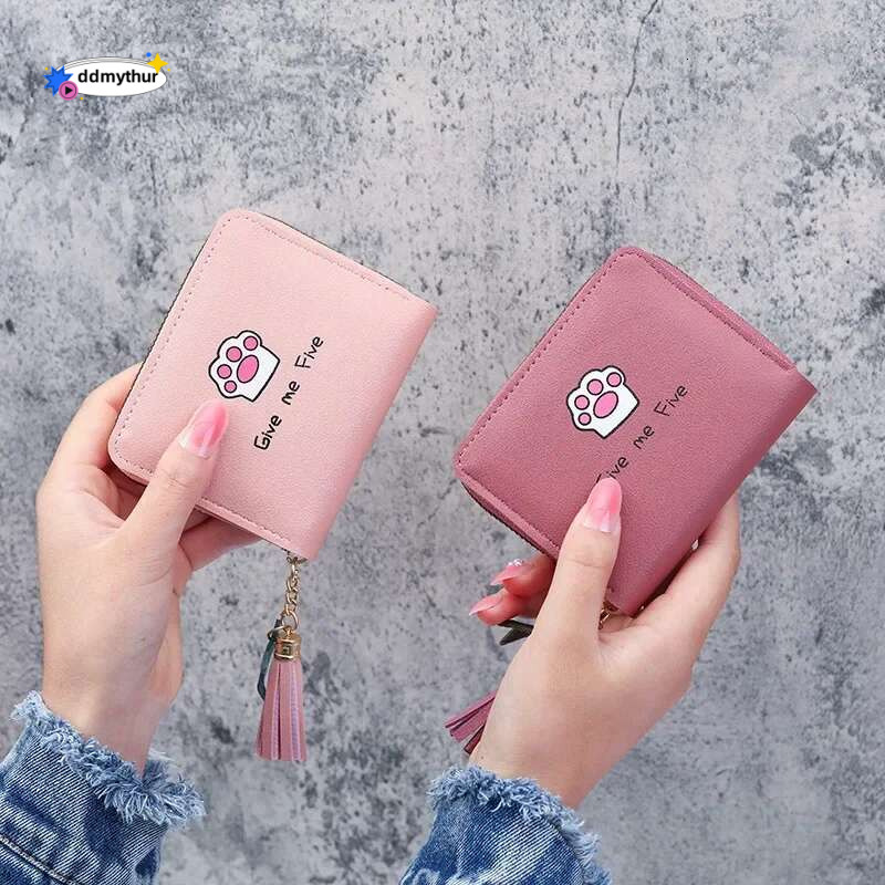 New Women's Fashion Short Casual Student Coin Purse Cute Cartoon Cat Paw Print Tassel Zipper Card Case Designer Wallet ddmythur