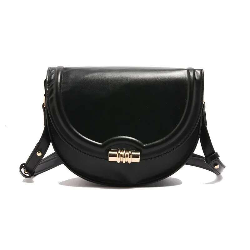 Ins Simple Foreign Style Saddle Women's Fashion Retro Shoulder Messenger Versatile Commuter Bag