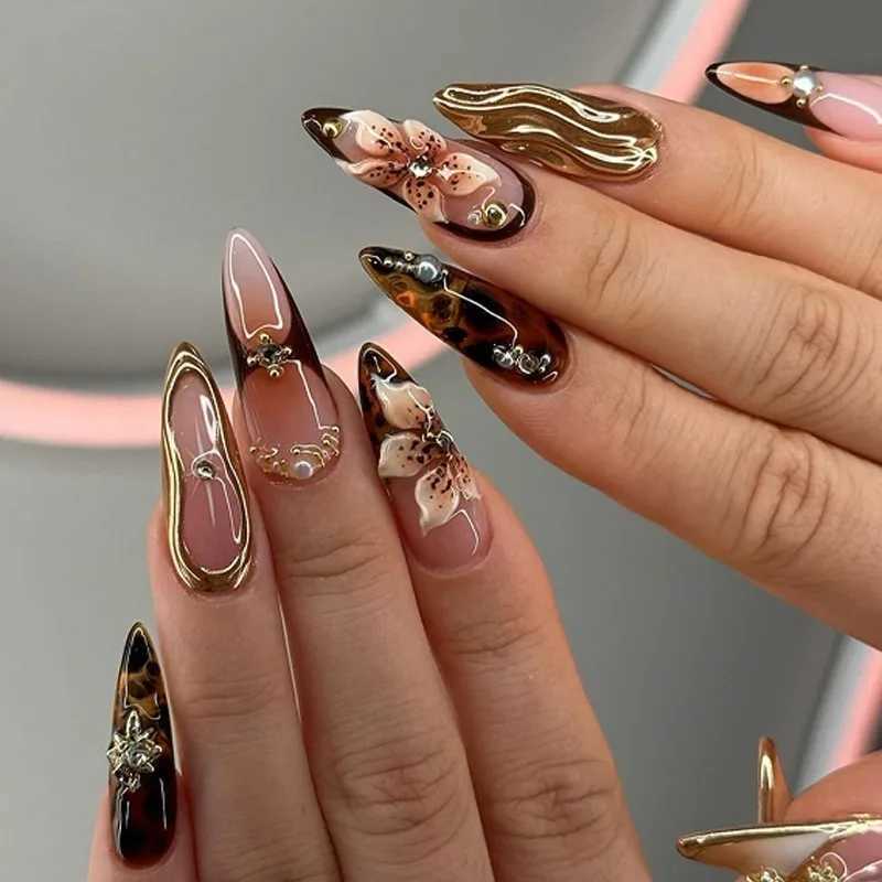 3D Golden Ripple Brown Amber Flower Rhinestone Pearl Star Peacock Feather Almond Fake Nail Art Fake Nail Press on Fake Nail Tool W250410