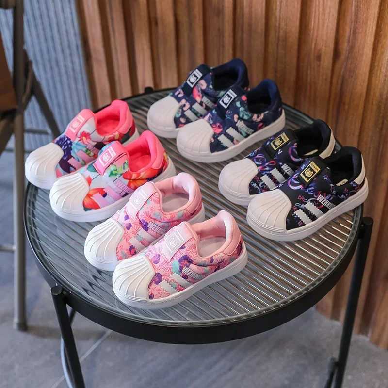 Kids Toddler Board Shoes 2025 Summer Soft Sole Fashion Spring Childrens Sneakers Casual Baby Boys Girls Small White ShoesT251110
