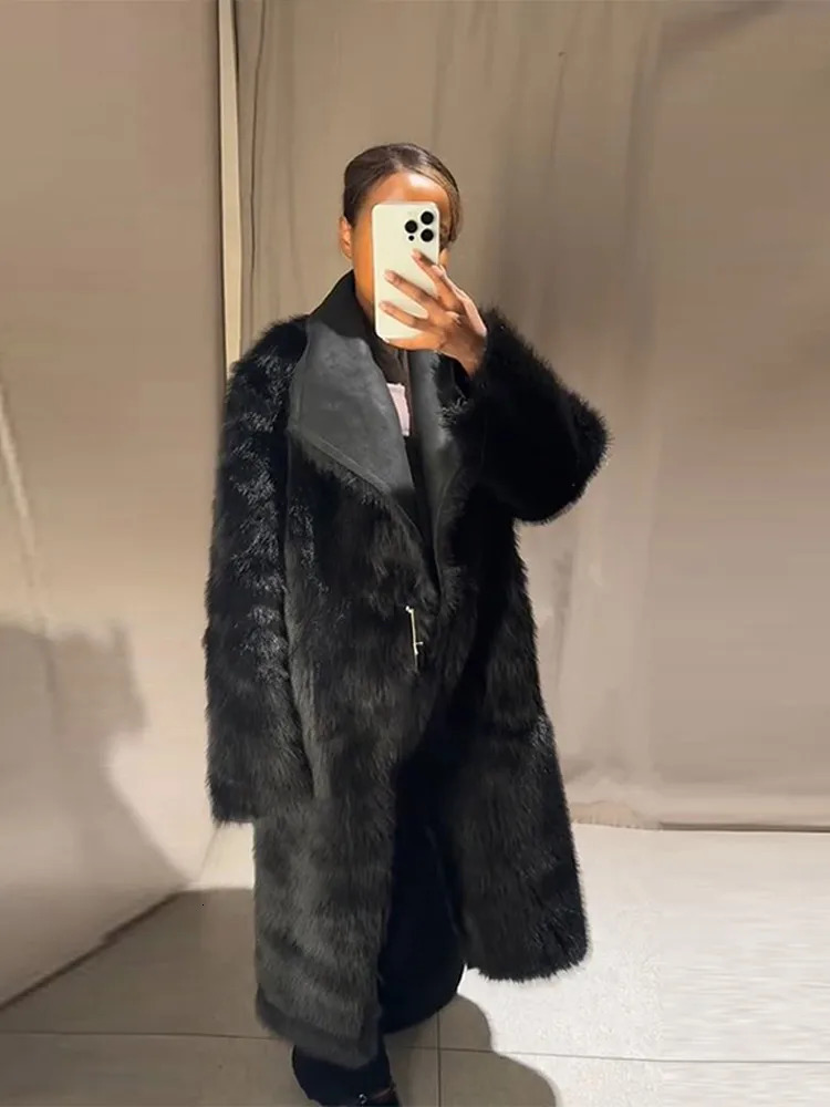 Casual Faux Fur Reversible Long Coat Women Vintage Large Collar Plush Loose Coats Female Winter Classic Chic Street Outwear 251110