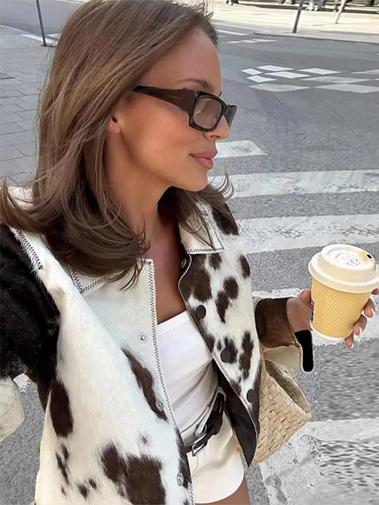 Elegant Print Short Jacket Women Retro Lapel Zippers Long Flare Sleeve Female Outwear Autumn Fashion Lady Streetwear 251103