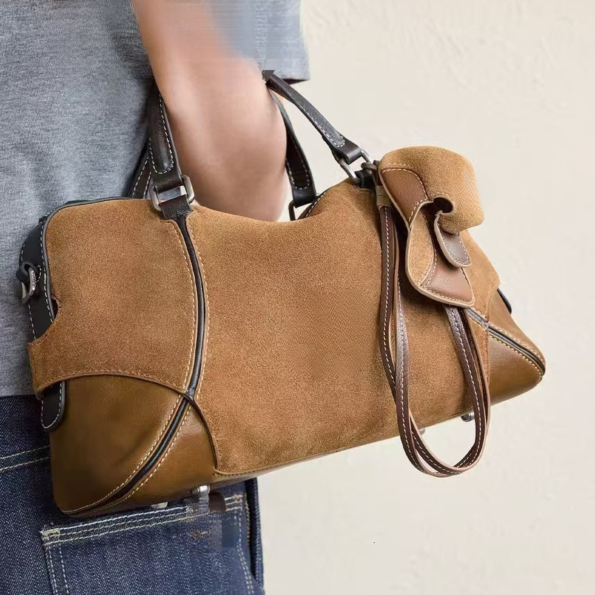 Fashion Trend Luxury Handbag Soft Leather Boston Bag Versatile Commuter Bag New Designer Bag Women's Crossbody Bag Women's Shoulder Bag