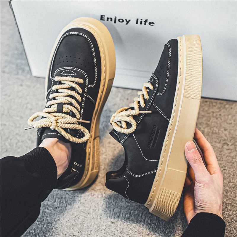 Free shipping 2025 new spring retro casual shoes men's thick sole leisure sports anti-slip wear protection shoes Khaki black men's shoes