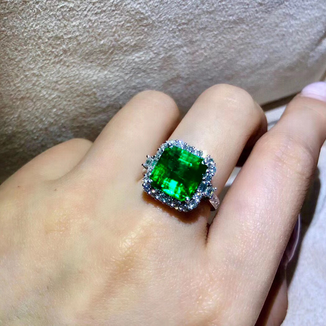 New High-end Designer Ring Elegant Square Fashion Ring Simulated Emerald Tourmaline Open Ring For Women Cluster Zircon Adjustable Ring