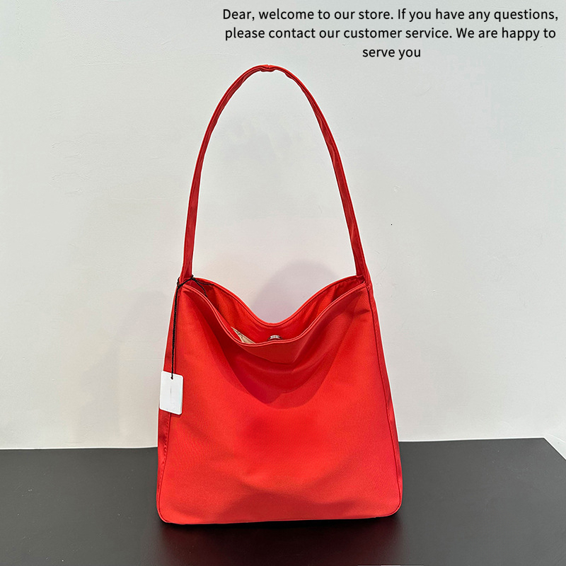 Winter New Designer Bag Women's Canvas Shoulder Bag Oxford Cloth Large Capacity Fashion Shopping Bag New Luxury Handbag Commuter Bag