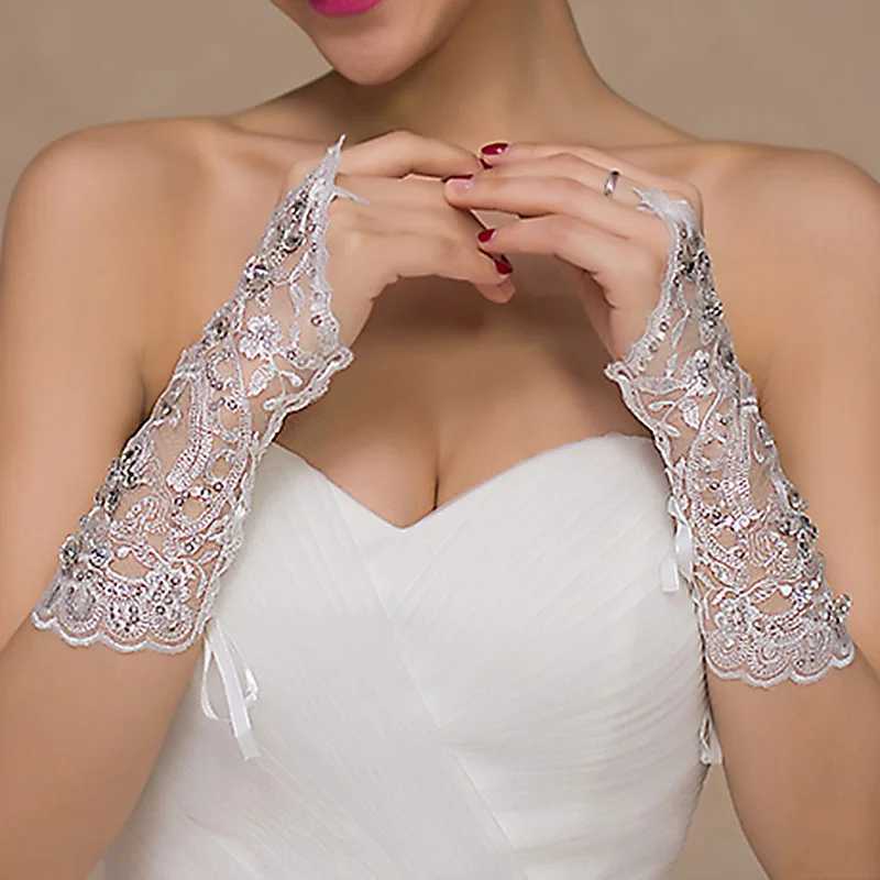 Elegant Women Wedding Lace Gloves Bridal Fingerless Crystal Sequins White Hook Finger Drawstring Gloves Marriage Accessories L251110