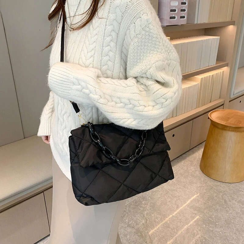 Yogodlns Large Capacity Crossbody Square Casual Chain Women Underarm Bags Fashion Quilted All-Match Winter Simple Shopping