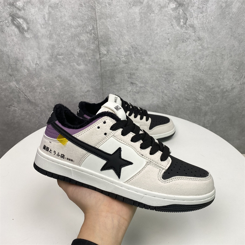 Free shipping affordable luxury Board shoes with winter velvet gray purple color matching couples flat bottom niche design sports shoes mens fashion