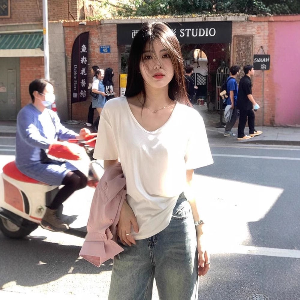 2025S Designer Women S T Shirt White V Neck Short Sleeved T Shirt For Women S Summer New Loose Solid Color Base Shirt Paired With Spicy Girl Student T