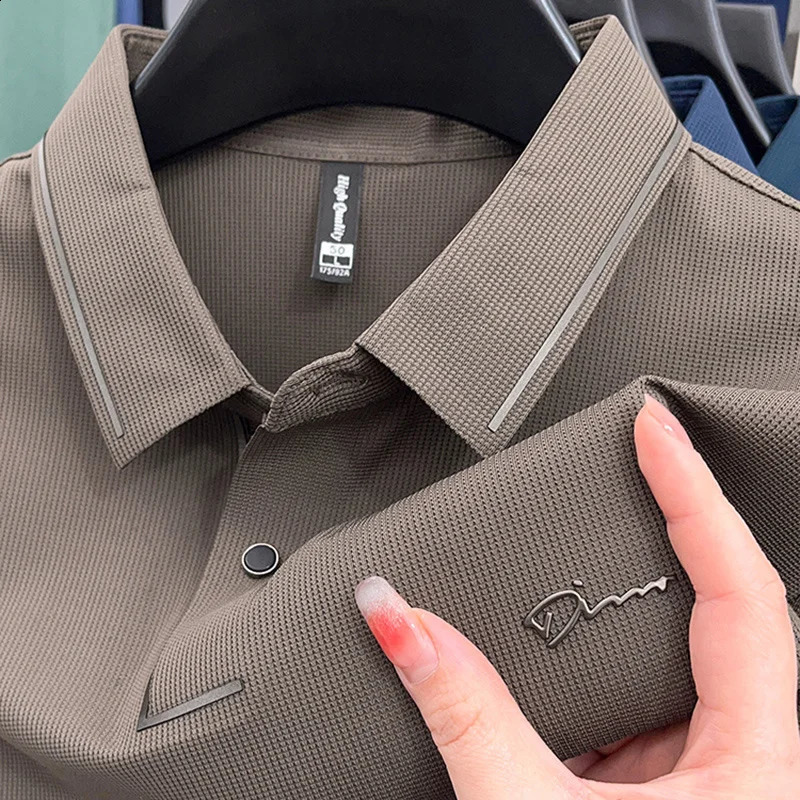 High end ice silk comfortable and breathable T-shirt Men short sleeve summer fashion letter embroidered casual polo shirt 250407