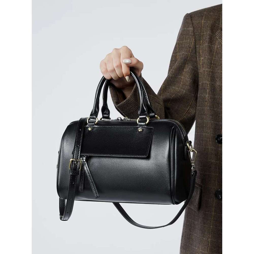 2025 Fashion Genuine Leather Women Boston Armpit Handbag Cowhide Ladies Crossbody Shoulder Bag Commuter Shopping