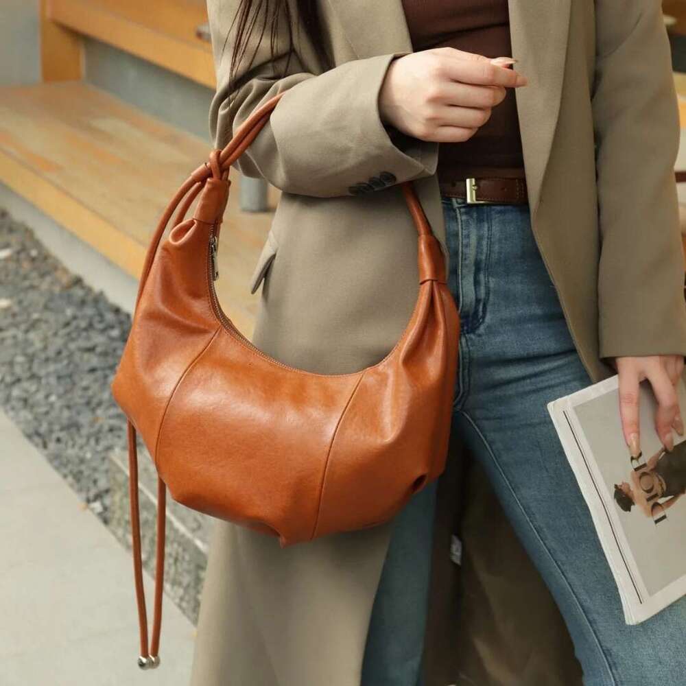 YANATARI Dumpg Leather Soft Leather Large Capacity Minimalist Crossbody Bag Women Female Fashion