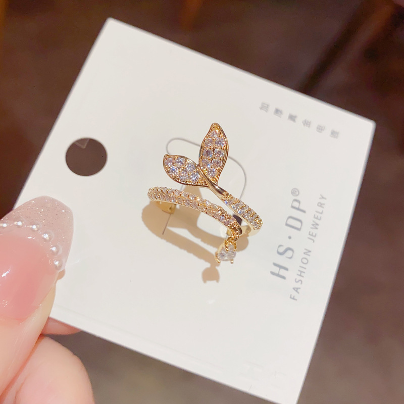 2022 New Niche Design High-end Fashion Ring Light Luxury Exquisite Micro-paved Zircon Fish Designer Ring Tail Ring Open Ring Accessories