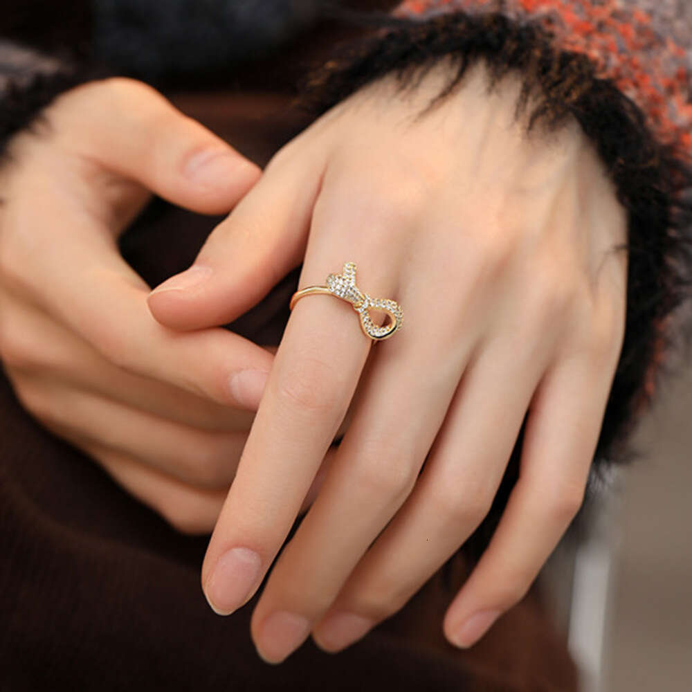 DHcollections Butterfly Knot Zircon for Women, Light Luxury, High-End Feel, Ins Style, Versatile Index Finger Ring, Elegant and Fashionable, Niche Ope