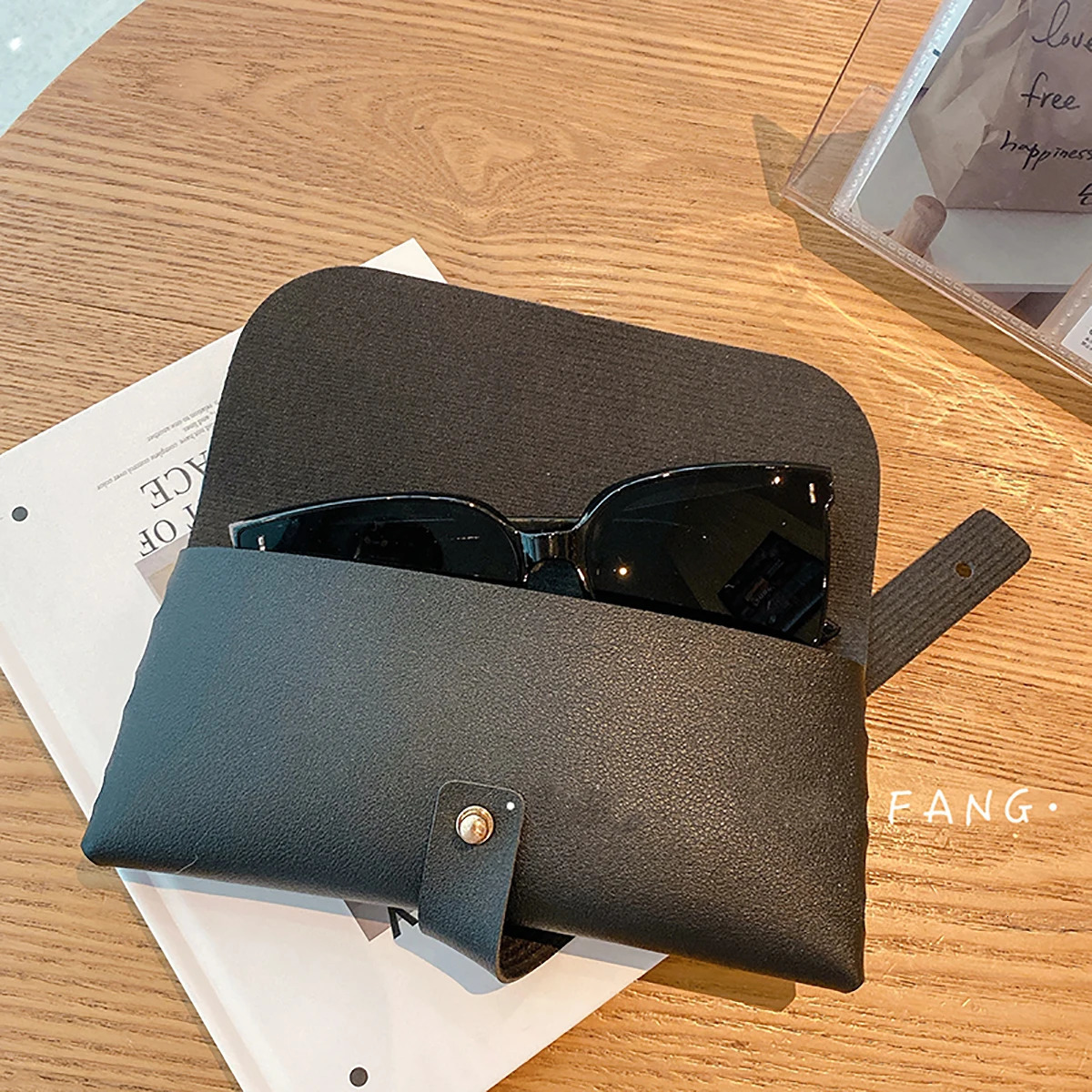 1 classic glasses bag womens protective cover soft portable sunglasses case reading 250410