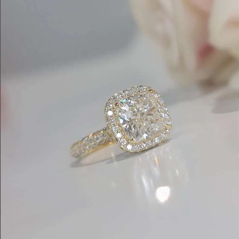Cushion Halo Ring 3CT EF VS-VVS IGI Certified CVD HPHT Lab grown Diamond 14k Yellow Gold Wedding Band For Woman IGI Certificate