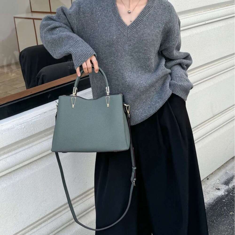 Genuine Leather Women's Handbag Large Capacity Single Shoulder Crossbody Tote Bag, Fashionable And Elegant Practical Quality Bag