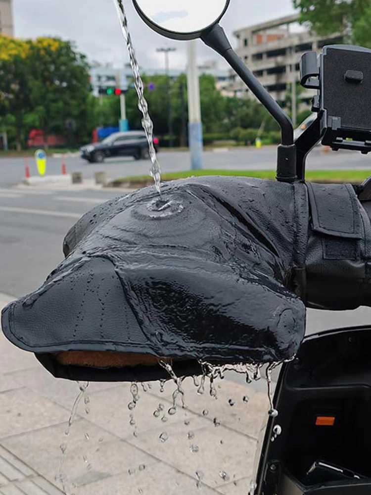 Motorcycle Heated Handlebar Muffs Windproof Motorbike Heated Handle Grip Gloves 3 Levels Setting USB Charging for Outdoor Riding S25118