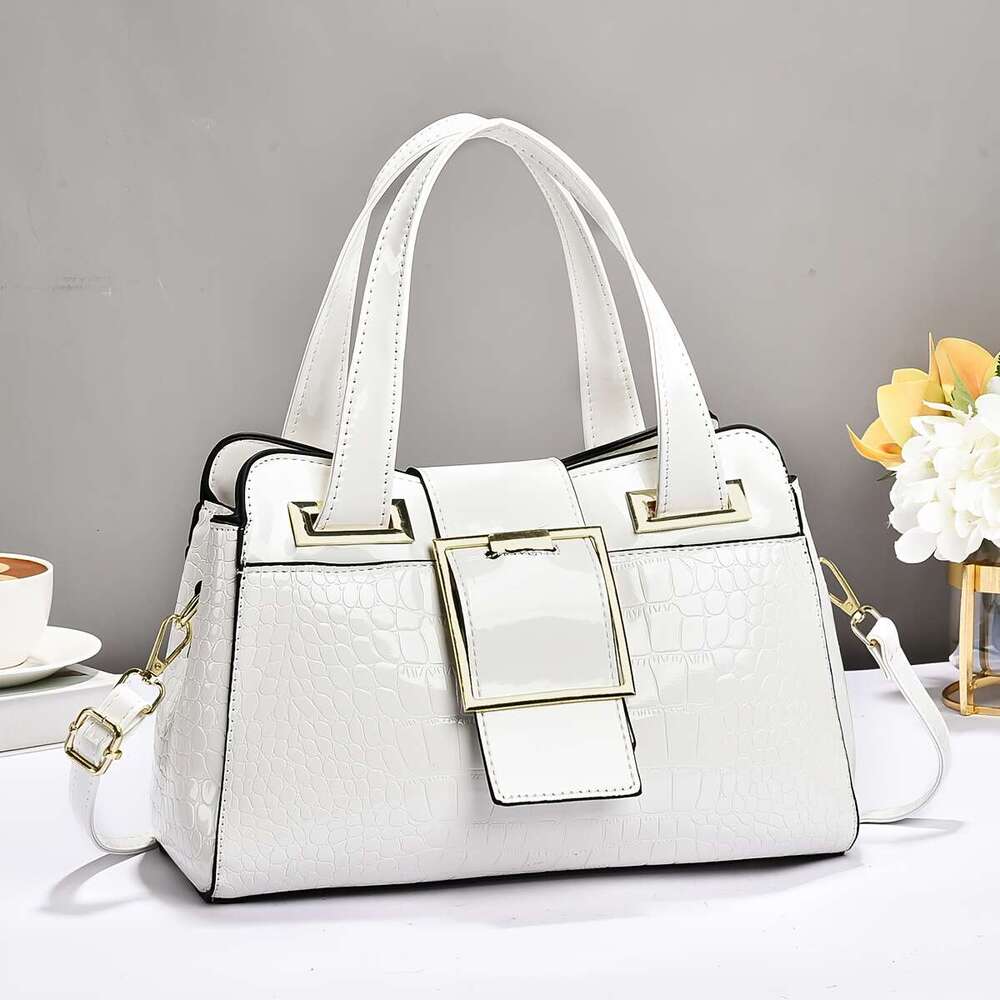 Luxurious Handbag 2025 New Classic Suitable for Middle-aged Mothers, Capacity Practical Multi-layer Crossbody Crocodile Pattern Shiny Branded High Qua