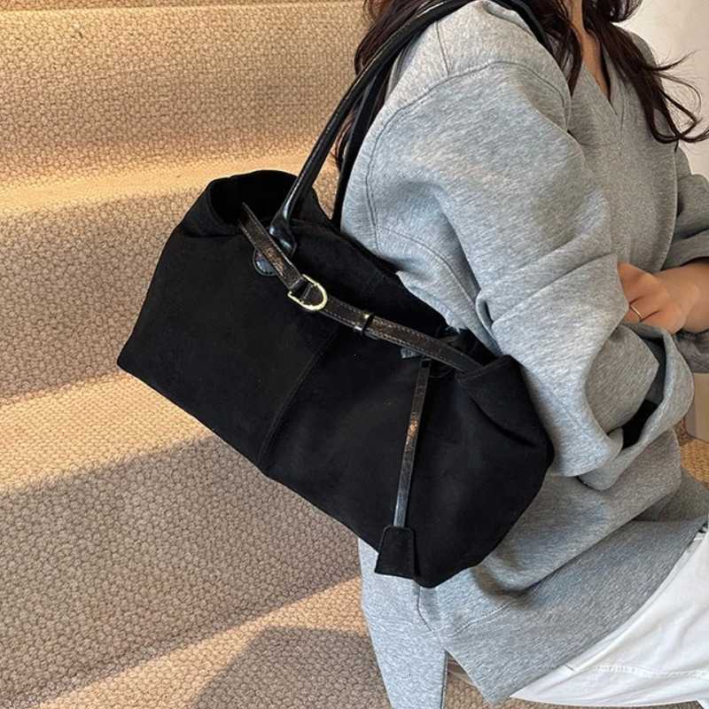 Autumn Winter Womens Suede Underarm Tote Bag Large Capacity Commuter Shopper Shoulder Bag 2025 New Trendy Soft Leather Handbags K251110