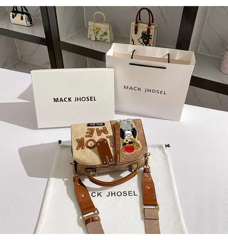 High Quality Textured Leather Pillow Fashion Cute Cartoon Women Handbag Shoulder Messenger Lady Purse Female Casual Bag