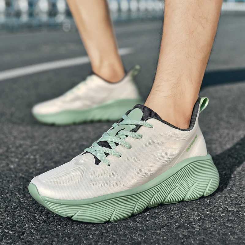 Marathon Men Running Shoes High Quty Lightweight Mesh Thick-soled Mens Shoe Sports Shoes Fashionable Lace Up Casual SneakersC250410
