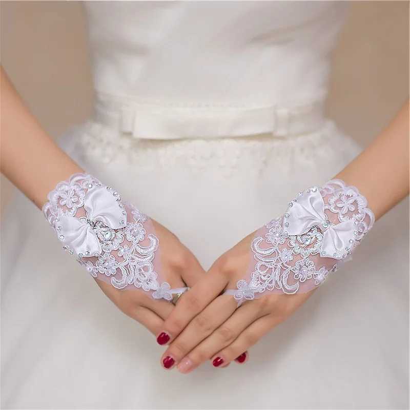 Many Styles Bridal Gloves Inlaid Rhinestone Bowknot Slim Short Bridal Fingerless Gloves White Ivory Wedding Accessories L251110
