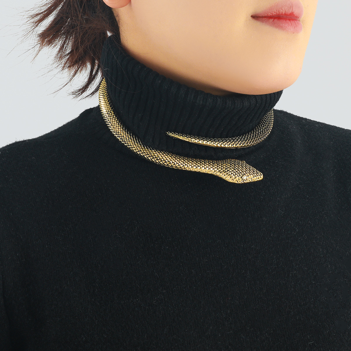 Retro Trendy Style Necklace Snake Shaped Collar Summer Daily Wear Boutique Accessory Collar Exquisite Gift