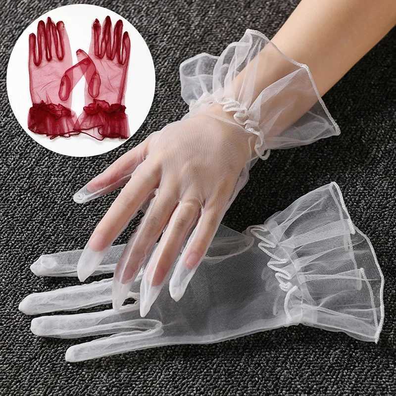 Black Silk Short Gloves Women Lace Tulle Gloves Mesh Gauze Ultra Thin Vintage Elegant Opera Gloves Transparent Party Gloves L251110