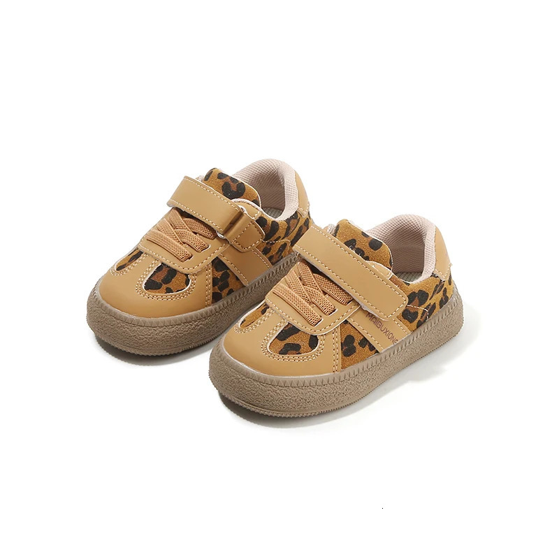 Small childrens board shoes sneakers spring and fall toddler shoes boys and girls casual single shoes baby shoes versatile 251103