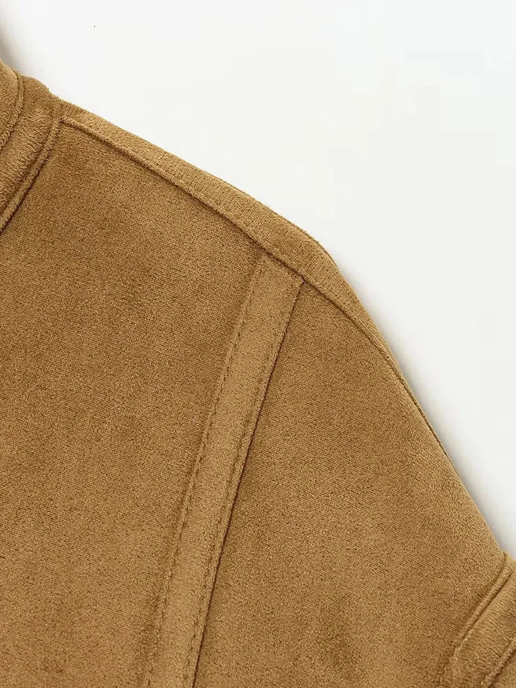 Women DoubleSided Wear Lamb Velvet Coat Womens Fashion Stand Collar Single Breasted Pocket Short Jacket Lady Outerwear 251110