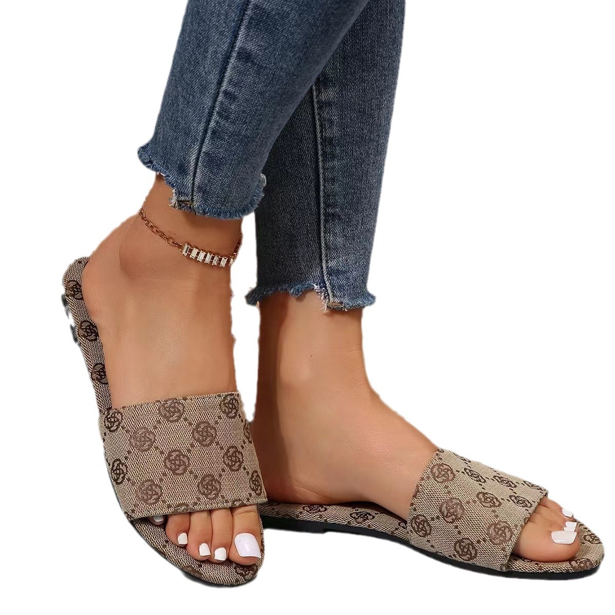 Designer Slipper free Shipping Thick soled sandals Round headed sandals Flat slippers Outdoor and indoor casual shoes hot