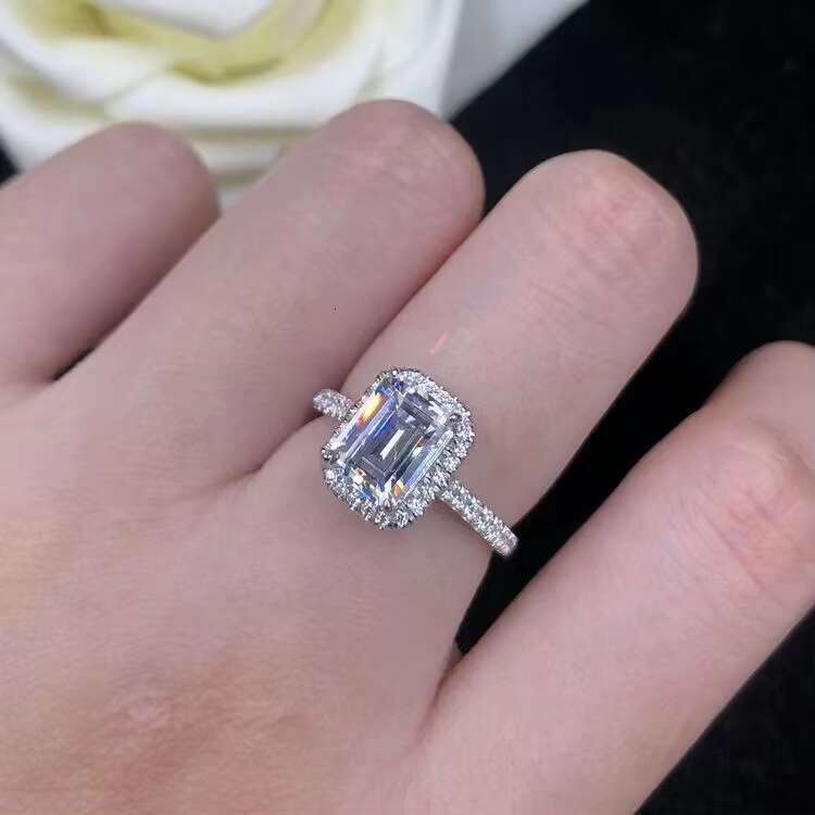 925 Sterling Silver with GRA Certificate D Color Fashion Moissanite Ring 1ct Emerald Cut Moissanite Anniversary Ring for Women