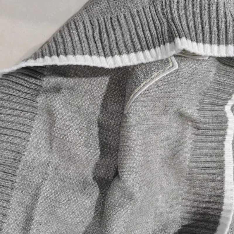 Fashion European American autumn and winter round neck gray knitted sweater popular pattern Y2K pullover warm men and womens clothes Y251110