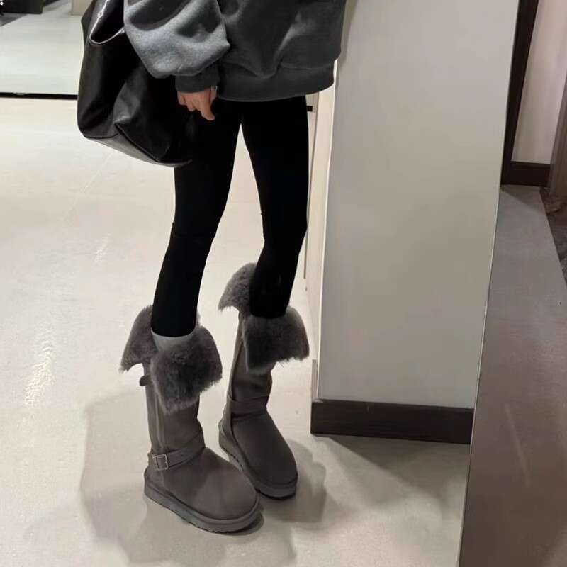 Woman Sandals Grey New Round Toe Boots With Flat Bottom And Plush Midsole Snow Fur Cotton Shoes For Women