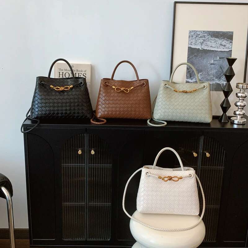 Solid Color Women's Plaid Texture Large Capacity Hot Daily Travel Handbag Shoulder Bag