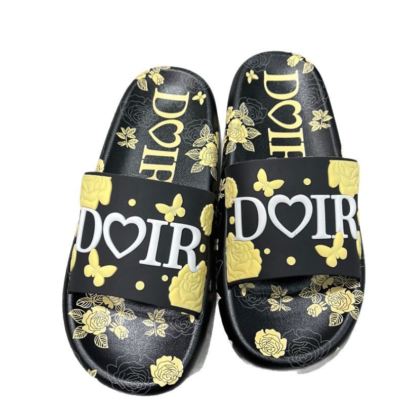 Graffiti Letter-Printed Flip-Flops For Men And Women Heart Shape Design Slip On Shoes Size 36-41 Free Shipping