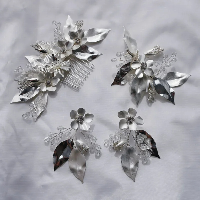 Wedding hair clip comb silver flower leaf bridal headpiece handmade crystal womens hair accessory 250409