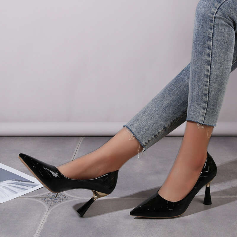 Woman Sandals High Sexy Shallow Mouth Single Shoes Classic Women S Red Pointed High Heels Solid Color Plus Size Banquet Shoes